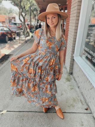 Scenic Outings Tiered Maxi